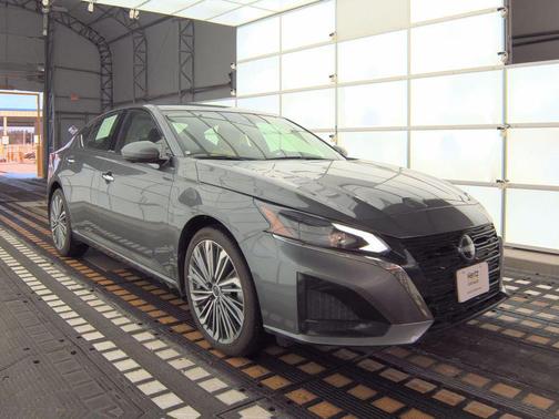 2024 Nissan Altima 2.5 SL