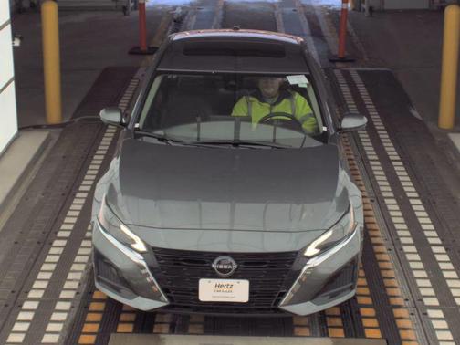 Gun Metallic 2024 Nissan Altima 2.5 SL