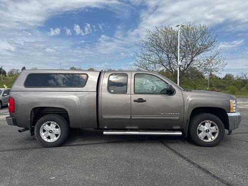 Mocha Steel Metallic 2012 Chevrolet Silverado 1500 LT