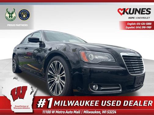 Gloss Black 2013 Chrysler 300 S