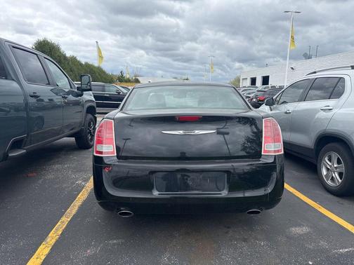 Gloss Black 2013 Chrysler 300 S