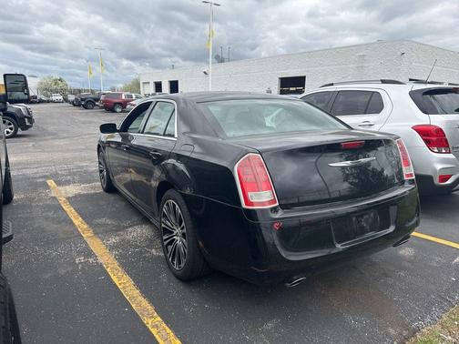 Gloss Black 2013 Chrysler 300 S