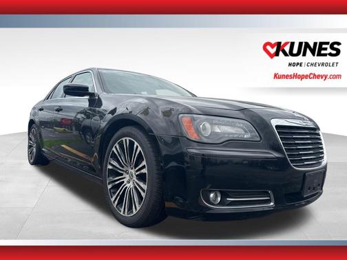 Gloss Black 2013 Chrysler 300 S