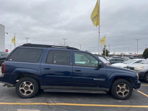 2004 Chevrolet TrailBlazer EXT LT
