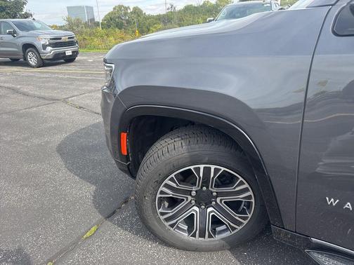 2024 Jeep Wagoneer Series I 4x4