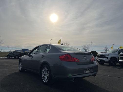 2012 INFINITI G25x Base