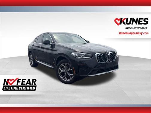 2023 BMW X4 xDrive30i