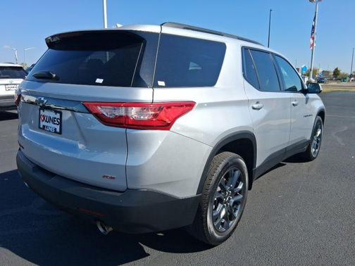 2021 Chevrolet Traverse RS
