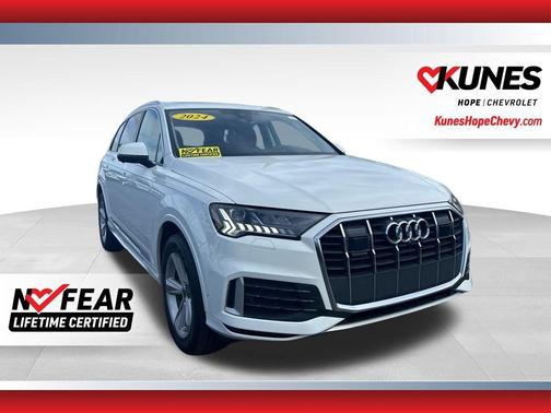 2024 Audi Q7 45 Premium Plus