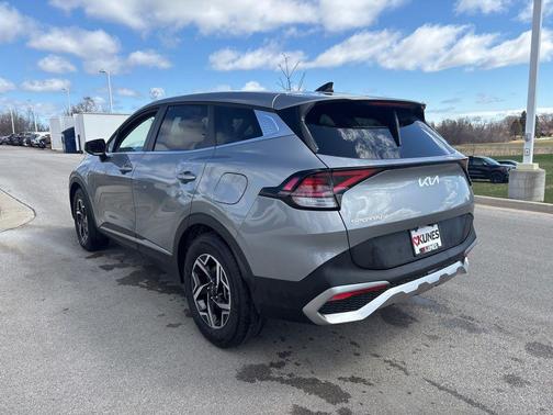 2024 Kia Sportage LX