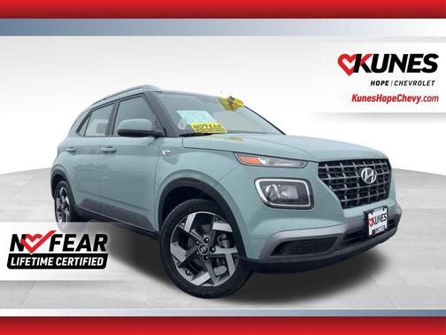 2025 Hyundai VENUE SEL