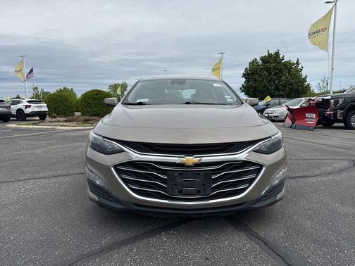 Mineral Gray Metallic 2023 Chevrolet Malibu FWD 1LT