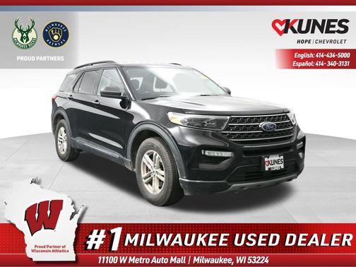 AGATE BLACK METALLIC 2022 Ford Explorer XLT