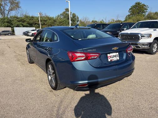 2024 Chevrolet Malibu FWD 2LT