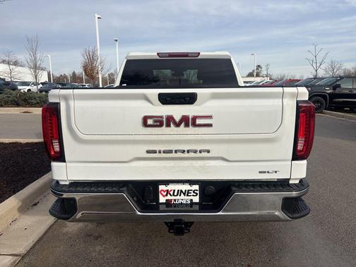 Summit White 2025 GMC Sierra 1500 SLT