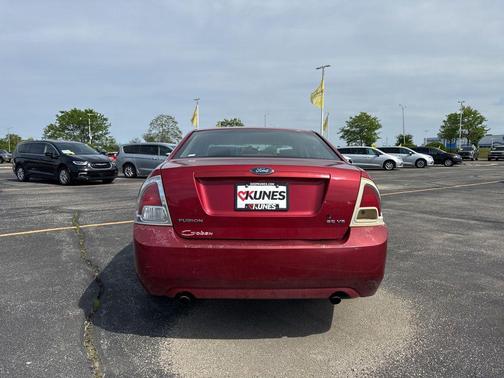Dune Pearl Clearcoat Metallic 2006 Ford Fusion SE