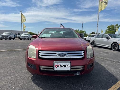 Dune Pearl Clearcoat Metallic 2006 Ford Fusion SE