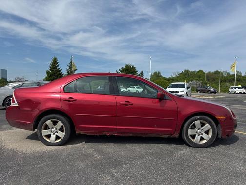 Dune Pearl Clearcoat Metallic 2006 Ford Fusion SE