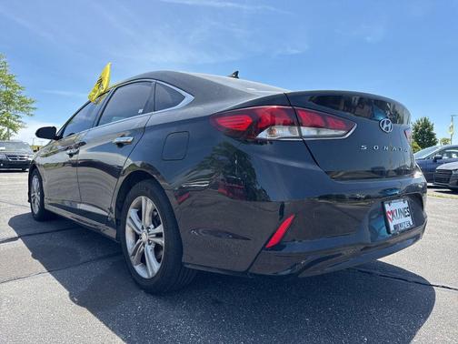 Phantom Black 2018 Hyundai SONATA Limited