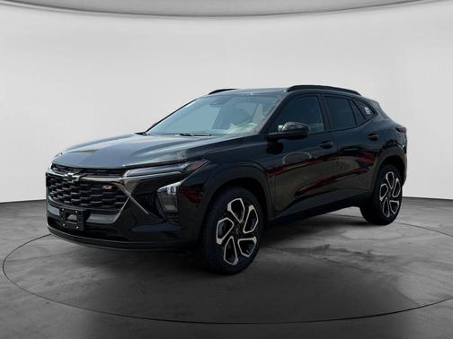 Mosaic Black Metallic 2026 Chevrolet Trax FWD 2RS