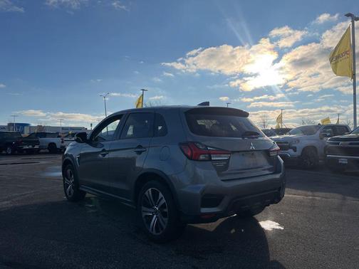 2020 Mitsubishi Outlander Sport SE