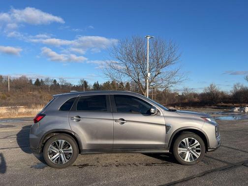 2020 Mitsubishi Outlander Sport SE