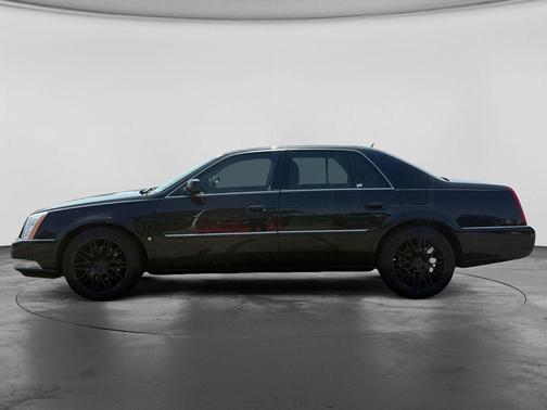 Black Raven 2007 Cadillac DTS Luxury