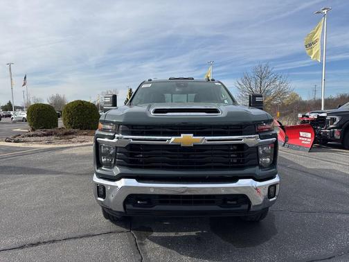 Cypress Gray 2026 Chevrolet Silverado 2500 LT