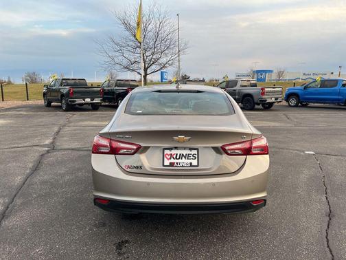 2024 Chevrolet Malibu FWD 2LT