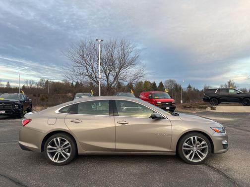 2024 Chevrolet Malibu FWD 2LT