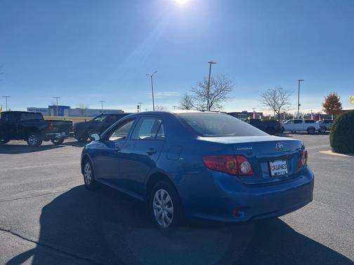 2010 Toyota Corolla LE