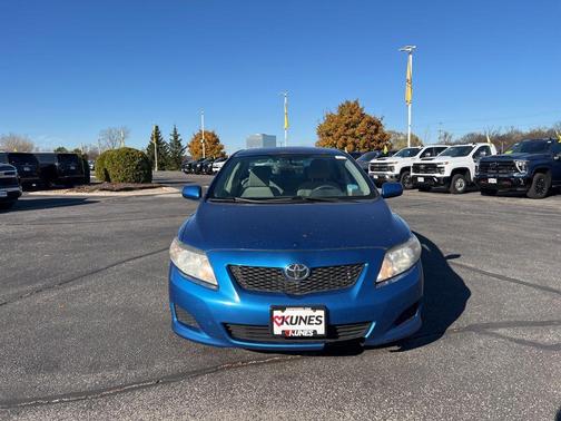 2010 Toyota Corolla LE