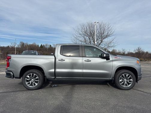 Sterling Gray Metallic 2026 Chevrolet Silverado 1500 RST