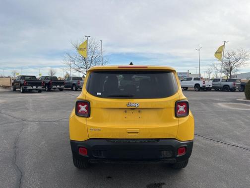 2023 Jeep Renegade Latitude