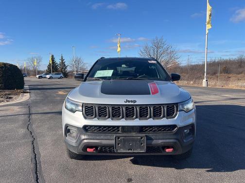 2024 Jeep Compass Trailhawk
