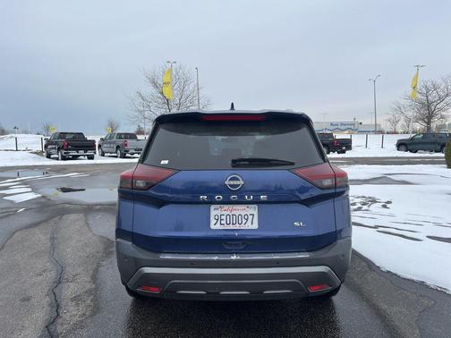 2023 Nissan Rogue SL