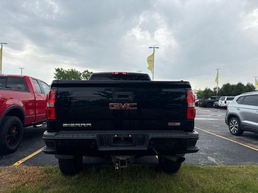 Onyx Black 2018 GMC Sierra 2500 SLT