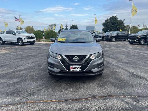 2022 Nissan Rogue Sport S