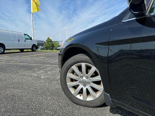 2011 Chrysler 200 Touring