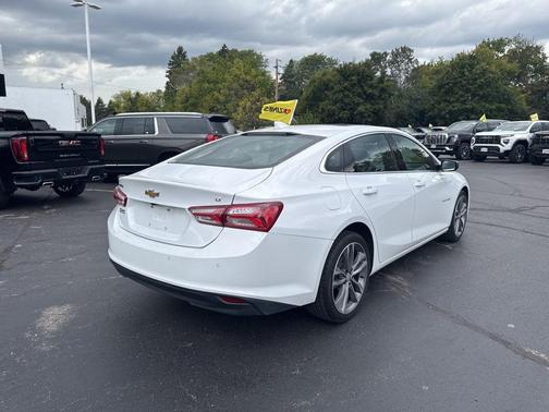 2024 Chevrolet Malibu FWD 2LT