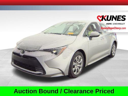 Classic Silver Metallic 2024 Toyota Corolla LE