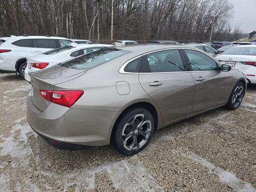 Mineral Gray Metallic 2024 Chevrolet Malibu FWD 1LT