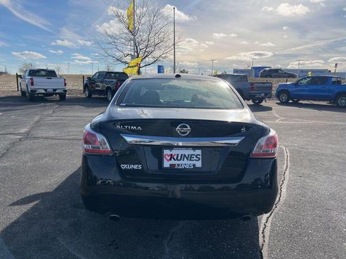 2015 Nissan Altima 2.5 S