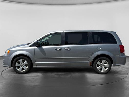 Billet Silver Metallic Clearcoat 2013 Dodge Grand Caravan SE