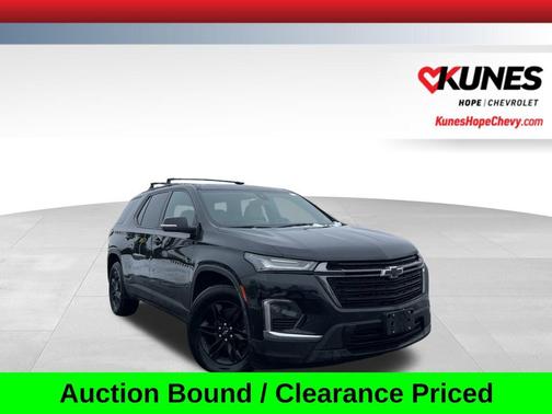 Mosaic Black Metallic 2023 Chevrolet Traverse LS