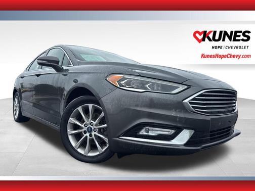 MAGNETIC METALLIC 2017 Ford Fusion SE