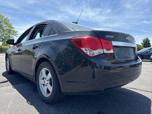 Black Granite Metallic 2016 Chevrolet Cruze Limited 1LT