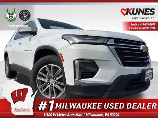 Summit White 2023 Chevrolet Traverse LT Cloth