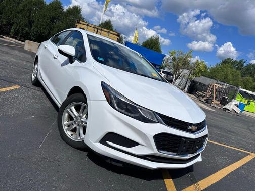2016 Chevrolet Cruze LT Auto