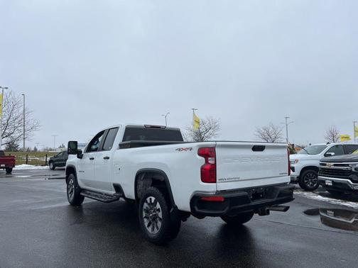 2022 Chevrolet Silverado 2500 Custom